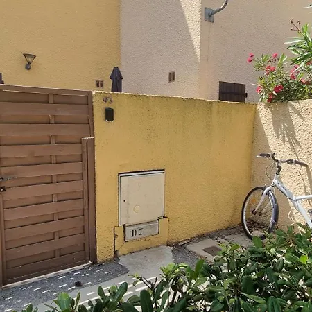 5 Min A Pied De La Plage, Wifi, Tres Joli Maisonnette 4 Couchages, Apartmán