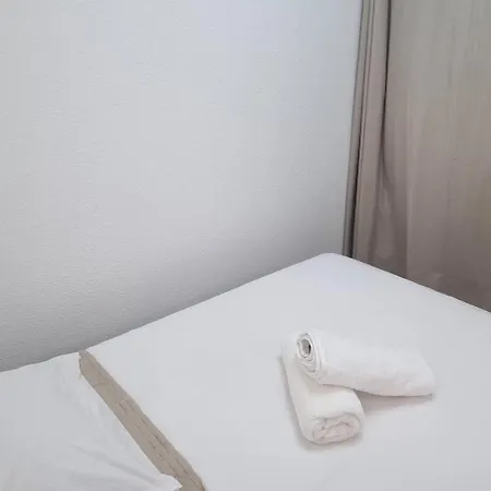 Apartmán Bord De Mer, 5 Min A Pied De La Plage, Wifi, Tres Joli Maisonnette 4 Couchages, Le Barcarès