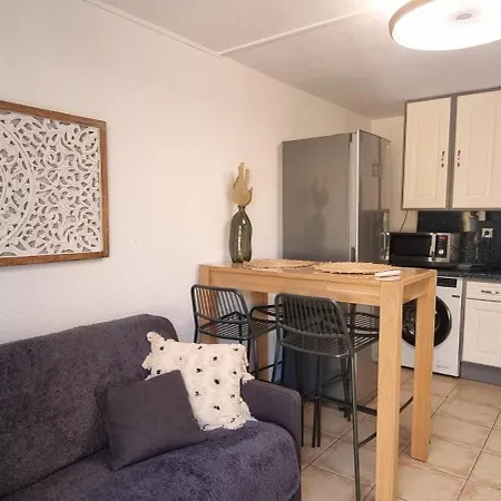 Bord De Mer, 5 Min A Pied De La Plage, Wifi, Tres Joli Maisonnette 4 Couchages, Le Barcarès