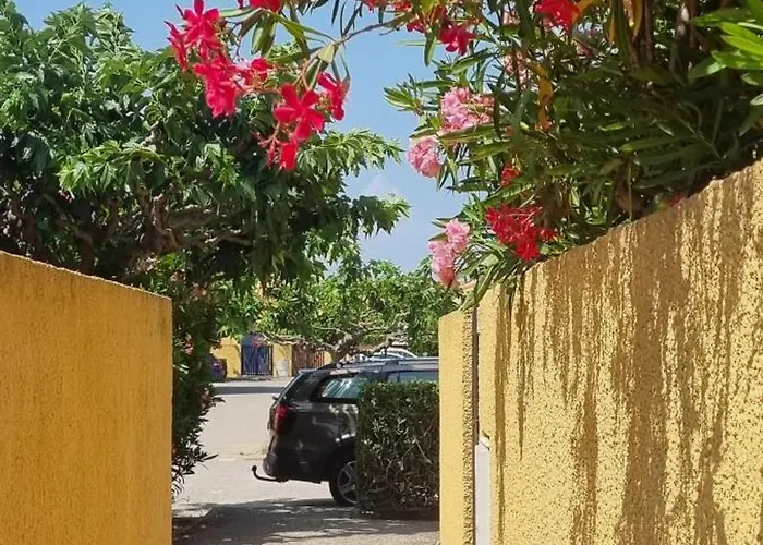 5 Min à Pied De La Plage, Tres Joli Maisonnette 4 Couchages,